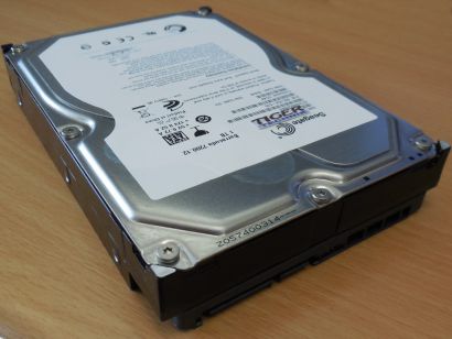 Seagate Barracuda 7200.12 ST31000528AS HDD SATA 1TB 1000GB 3.5 Festplatte* F754