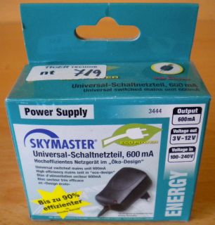 Skymaster Universal-Schaltnetzgerät 3V 4,5V 5V 6V 7,5V 9V 12V 600mA* nt719