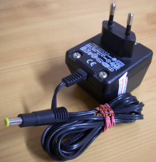 V24851-Z2615-A1-2 FW3399 AC DC Adapter 12V 300mA 3.6VA Netzteil* nt741