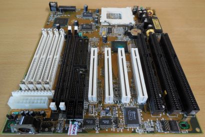 Soyo SY-5BT Retro AT Mainboard Sockel 7 EDO SD RAM 3x ISA PCI IDE USB COM* m982