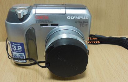 Olympus Camedia C-730 Ultra Zoom Digital Camera 3.2Megapixel 10X Optical* so912