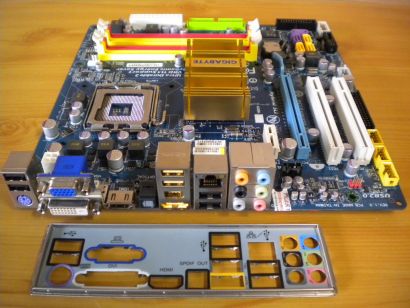 Gigabyte GA-E7AUM-DS2H Rev 1.0 Mainboard +Blende Sockel 775 PCIe HDMI DVI* m642