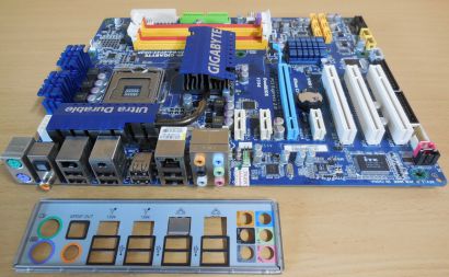 Gigabyte GA-EP45-UD3R Rev1.0 Mainboard +Blende So775 P45 FSB1600 DDR2 PCIe*m858